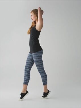 Lululemon Wunder Under Crop Legging Sz 8 Space Dye Twist Sapphire Blue Legging